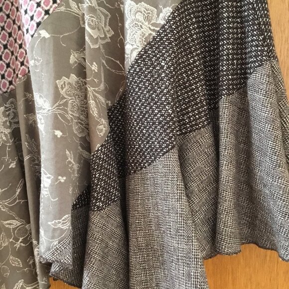 Skirt - Picture 3 of 5